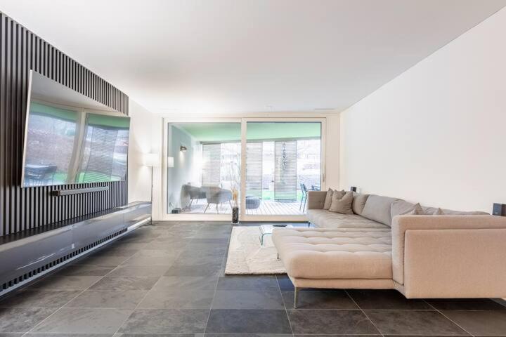 Luxus Wohnung Mit Garten Цюрих Экстерьер фото