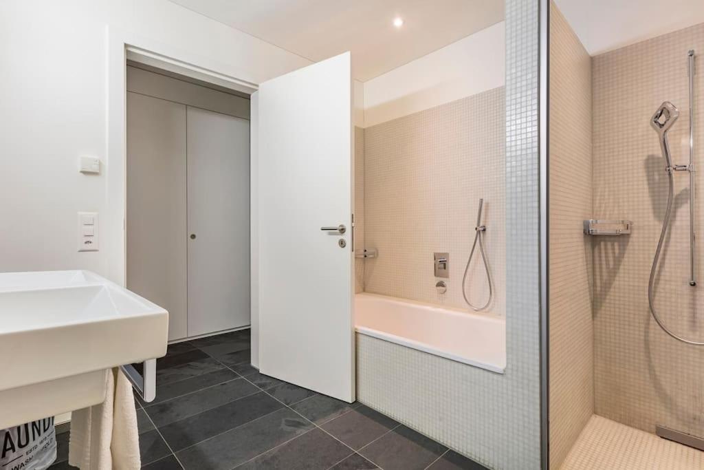 Luxus Wohnung Mit Garten Цюрих Экстерьер фото